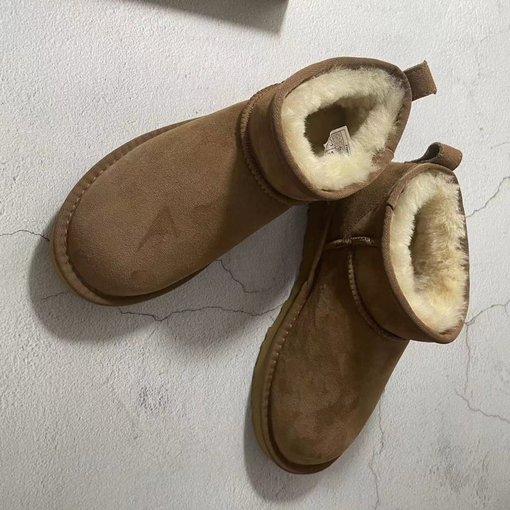 UGG ULTRA MINI CLASSIC BOOTS Shoes NWT Chestnut NIB